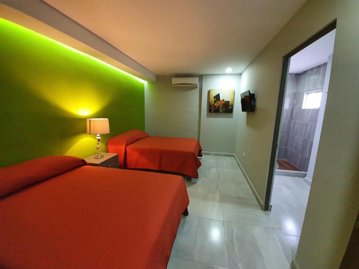 Hotel Hc Express 蒙特雷 外观 照片